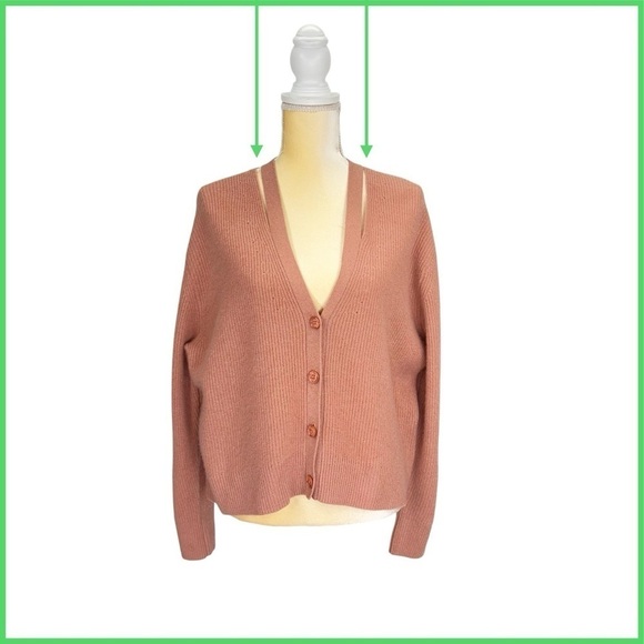 Skull Cashmere Cardigan Sweater Women’s Medium Color= Salmon V-Neck Warm New NWT - Picture 4 of 9